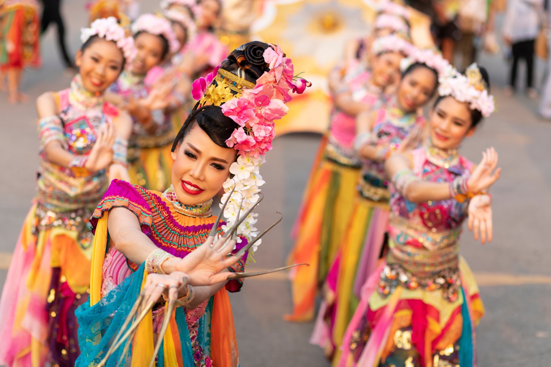 Thai Dancers2