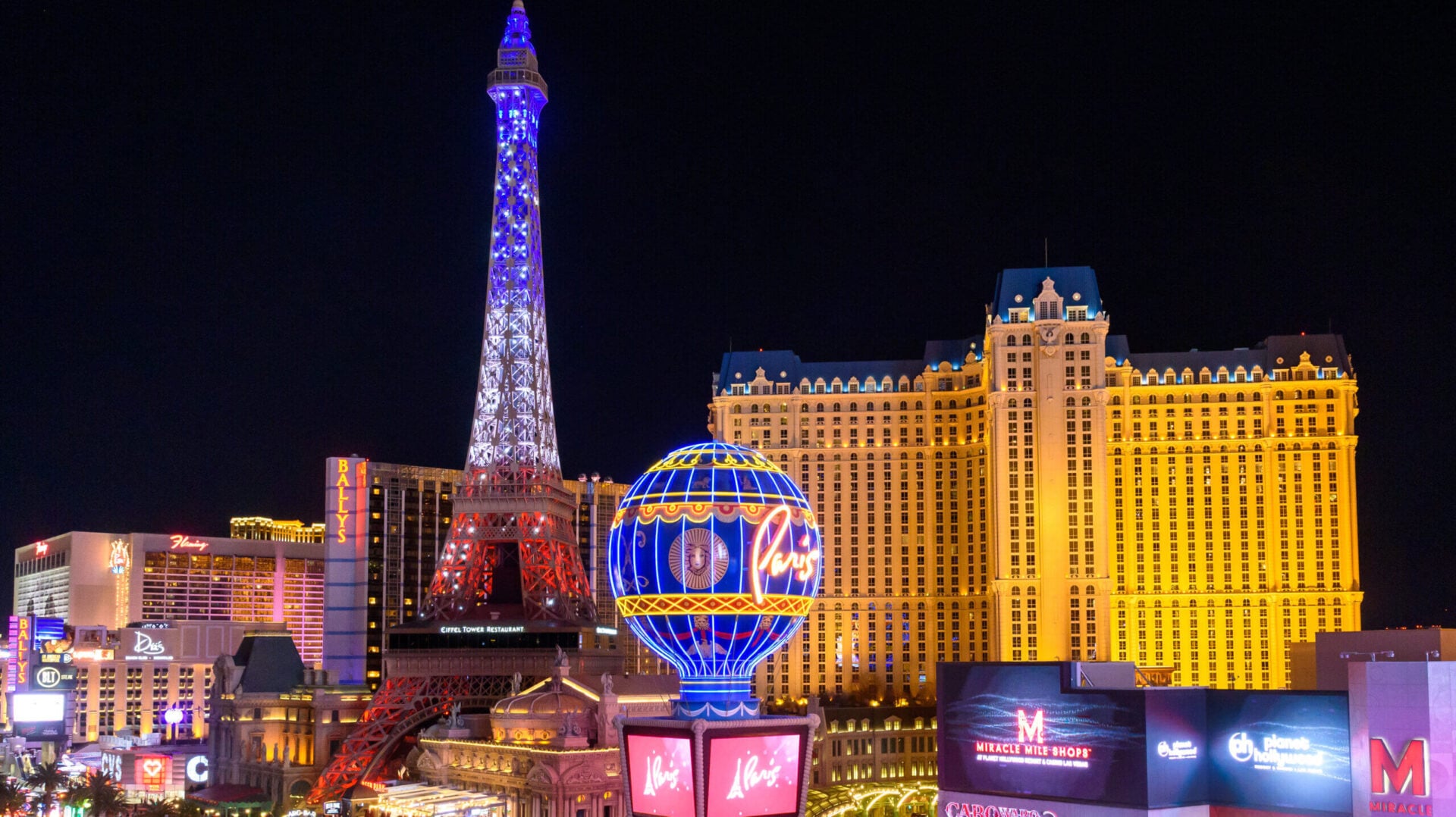 las-vegas-paris-eiffel-tower